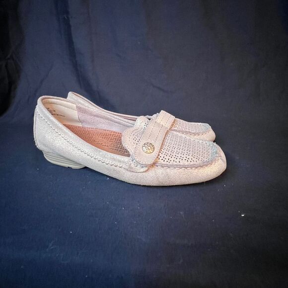 Baretraps Women's Oakes Moccasins Metallic Gold Suede loafer shoe Size 7.5‎ - Picture 4 of 12